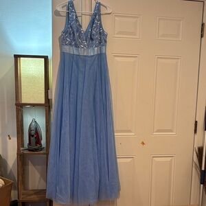 Elegant Blue Dress with Sequin Leaf Design